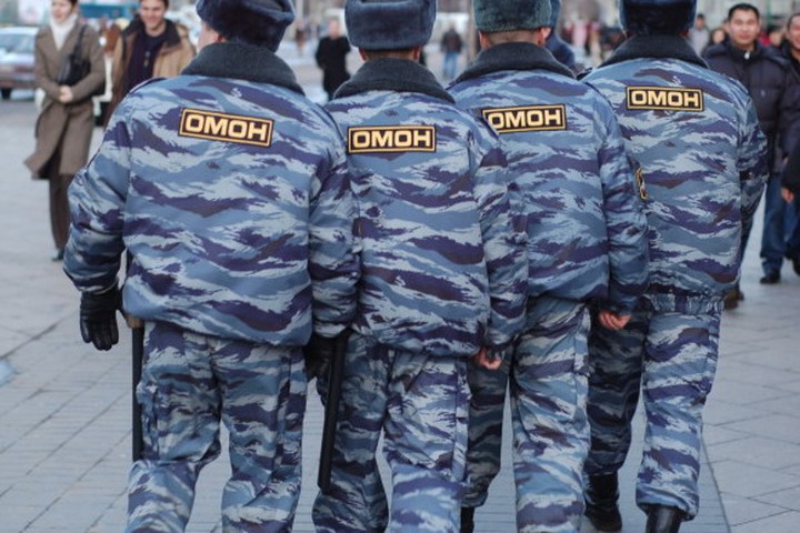 После драки дагестанцев и таджиков въезды в Сургут охранял ОМОН