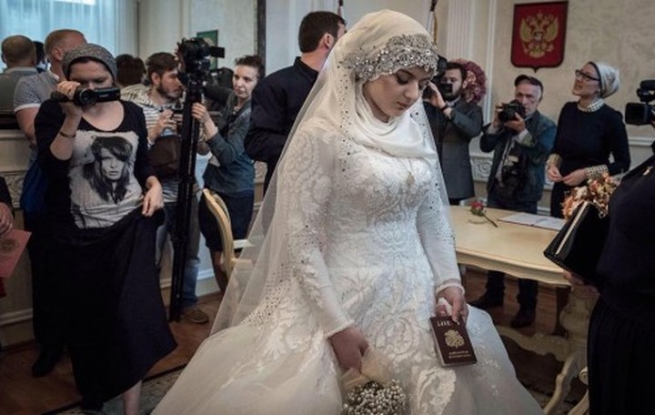 Ведущая свадьбы 17-летней жительницы Чечни: Невеста была грустна согласно традициям