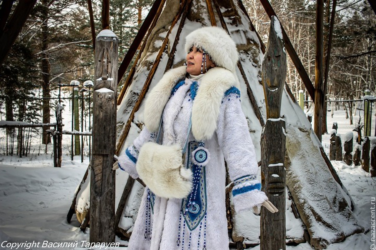 Артисты Бурятии снялись для клипа в традиционных зимних костюмах