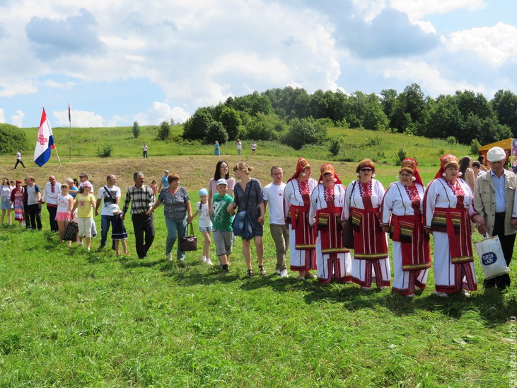 Эрзянский праздник Раськень Озкс в Мордовии - Национальный акцент
