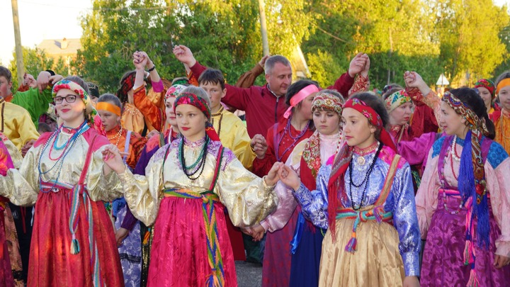 На коми-ижемском празднике "Луд" определили самого быстрого едока