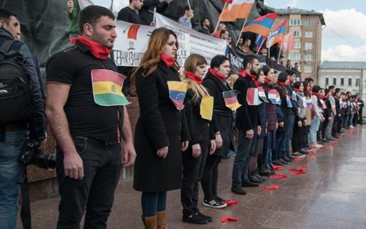 Армяне Москвы провели митинг в день 101 годовщины геноцида народа