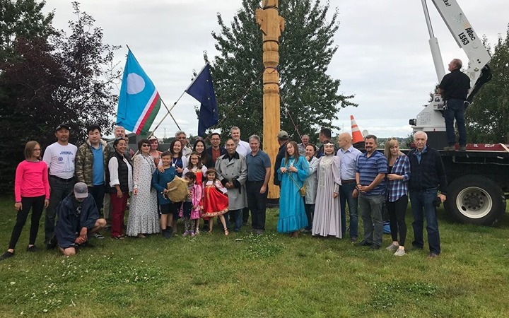 Якутский сэргэ установили на Аляске