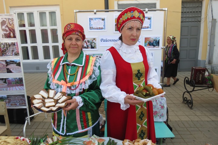 В Ельце прошел фестиваль "Русская закваска"