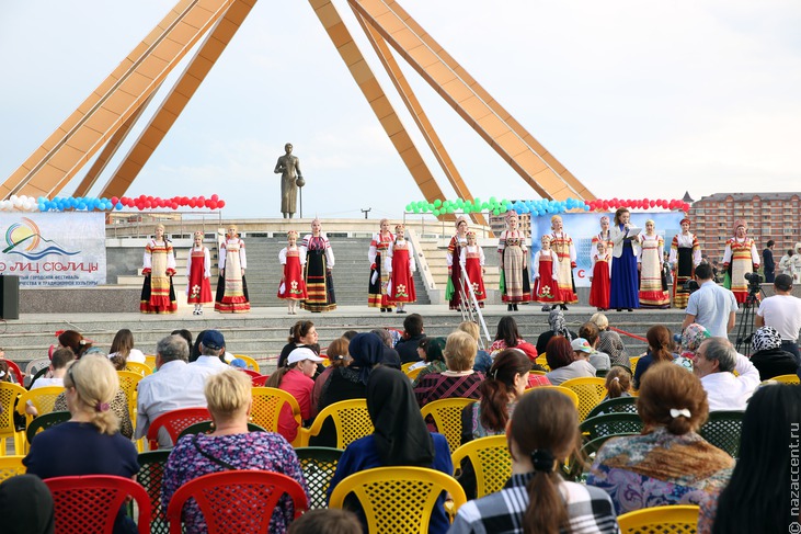 Фестиваль "Сто лиц столицы" в Махачкале - Национальный акцент