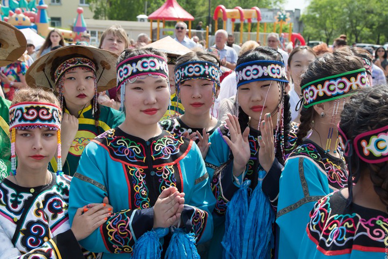 В Хабаровском крае выпустят мультисловарь на восьми языках народов региона