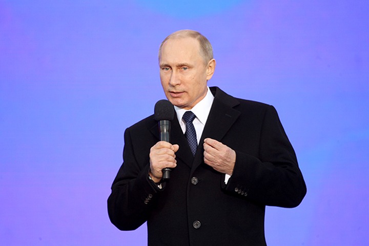 На праздничном концерте Путин назвал русских и украинцев одним народом
