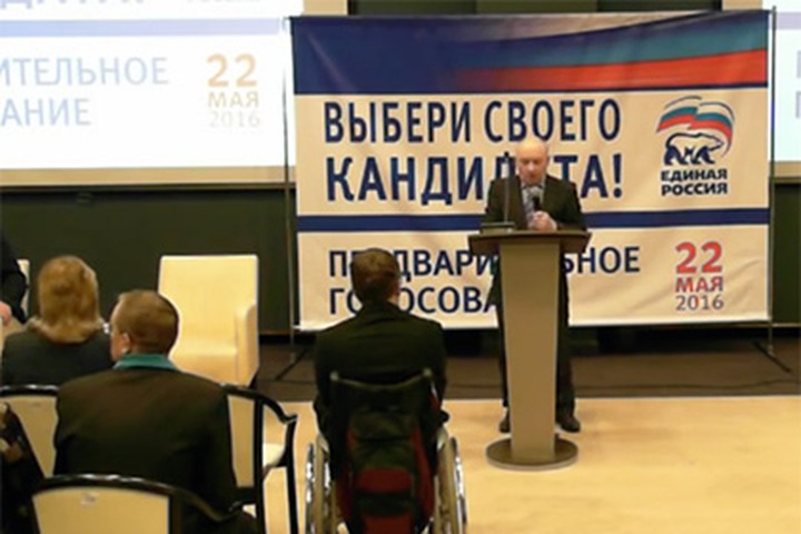 Главный раввин России призвал Медведева очистить ряды политиков от антисемитов