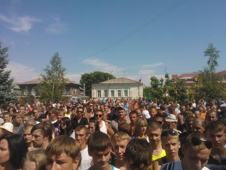 Жители Пугачева провели несанкционированный митинг и перекрыли трассу Волгоград-Самара