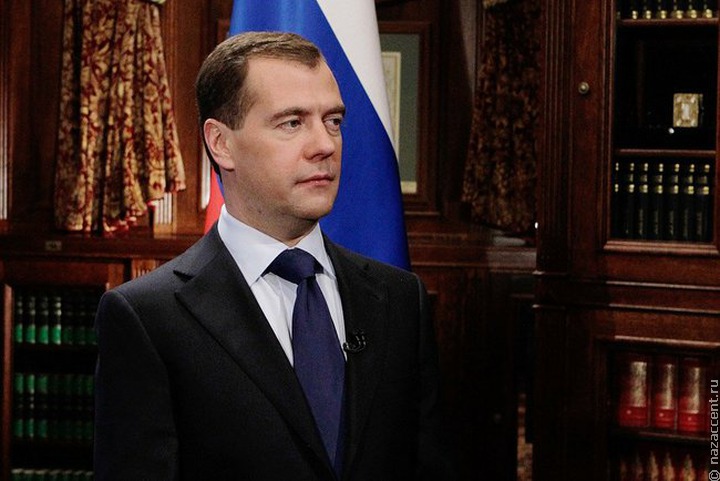 Медведев: Миграционное законодательство нужно корректировать