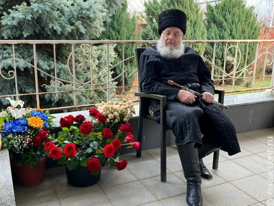 Казачий генерал Владимир Громов: "Черкеску надо носить с достоинством, а не просто так"