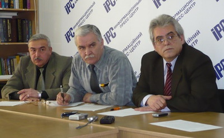 "Милли Фирка" создаст свой совет крымско-татарского народа