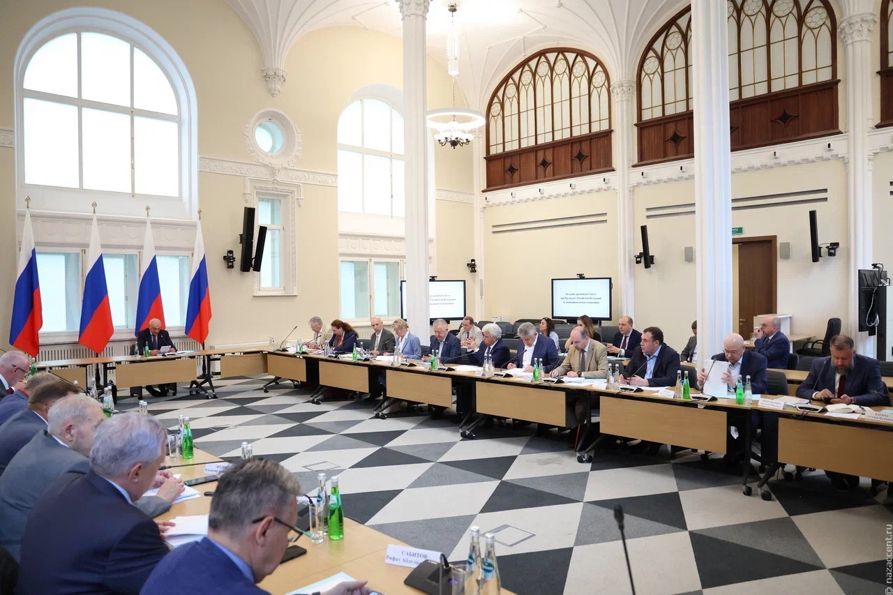 Магомедсалам Магомедов: Стратегию госнацполитики на период до 2036 года надо подготовить к ноябрю