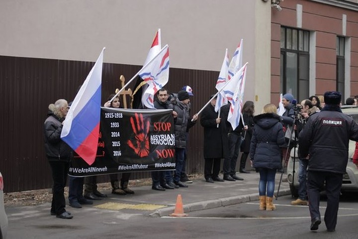 Российские ассирийцы возмутились уничтожением памятников истории в Ираке и Сирии