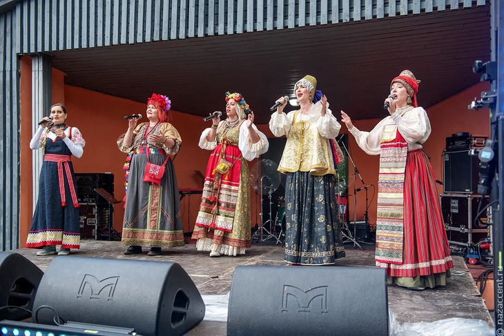 VIII Межрегиональный фольклорный праздник "Шумбрат!" в Мордовии - Национальный акцент