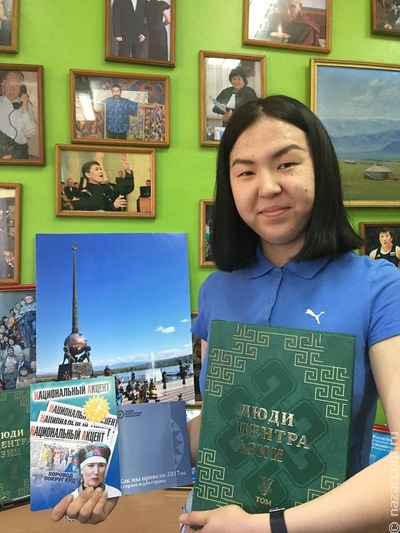 Лучшей слушательницей школы межэтнической журналистики в Кызыле признана студентка Тувинского госуниверситета Виктория Доржу