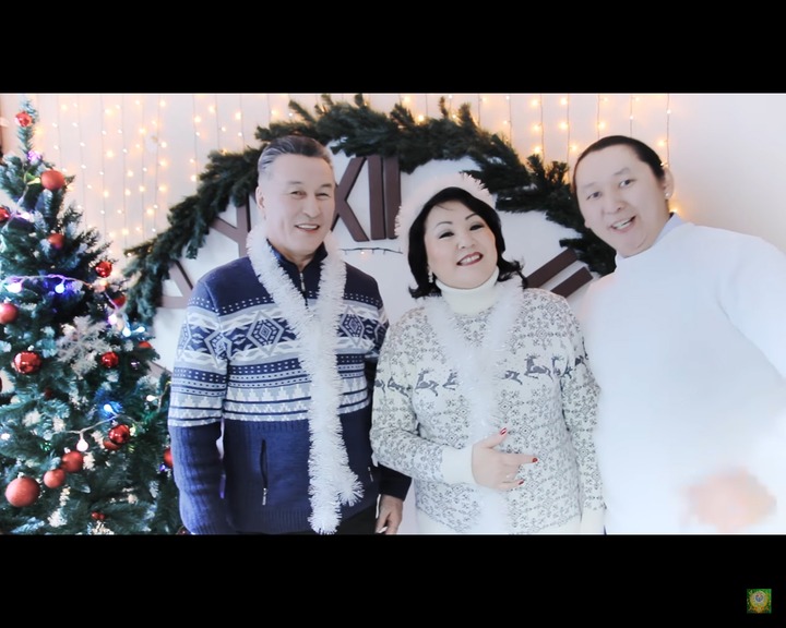 Песню Jingle Bells исполнили на бурятском языке (видео)