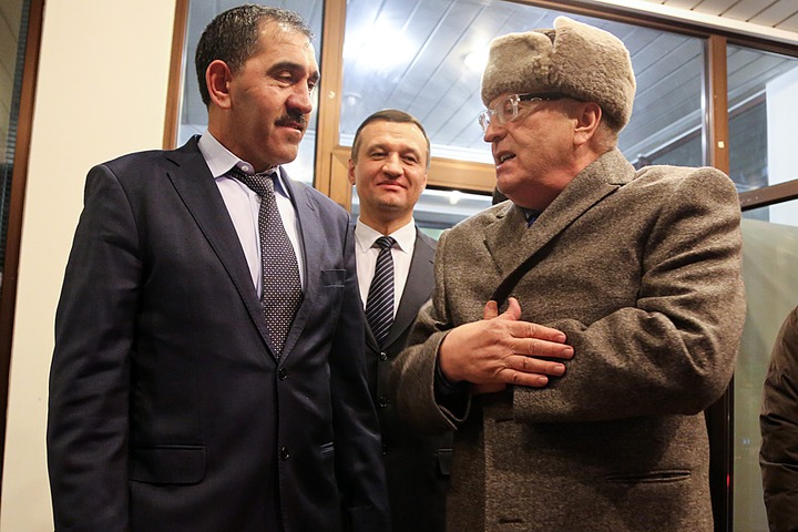 Жириновский извинился перед кавказцами
