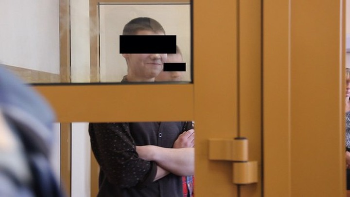 В Липецке двух националистов-убийц осудили на 7,5 и 8 лет колонии