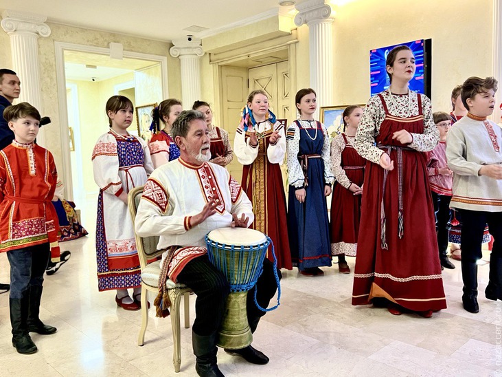 Выставка "Нам всем завещана Отчизна" в Москве - Национальный акцент