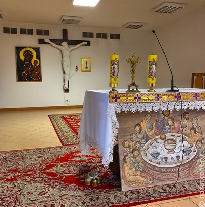 Псковская Школа межэтнической журналистики провела выездной урок в католическом храме