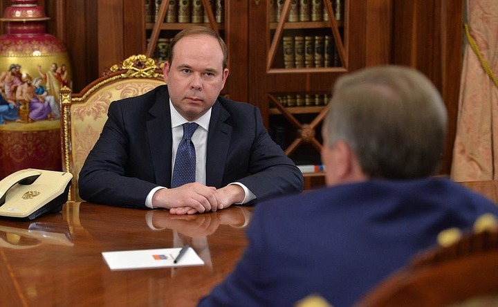 Главой администрации президента назначен человек с эстонской фамилией
