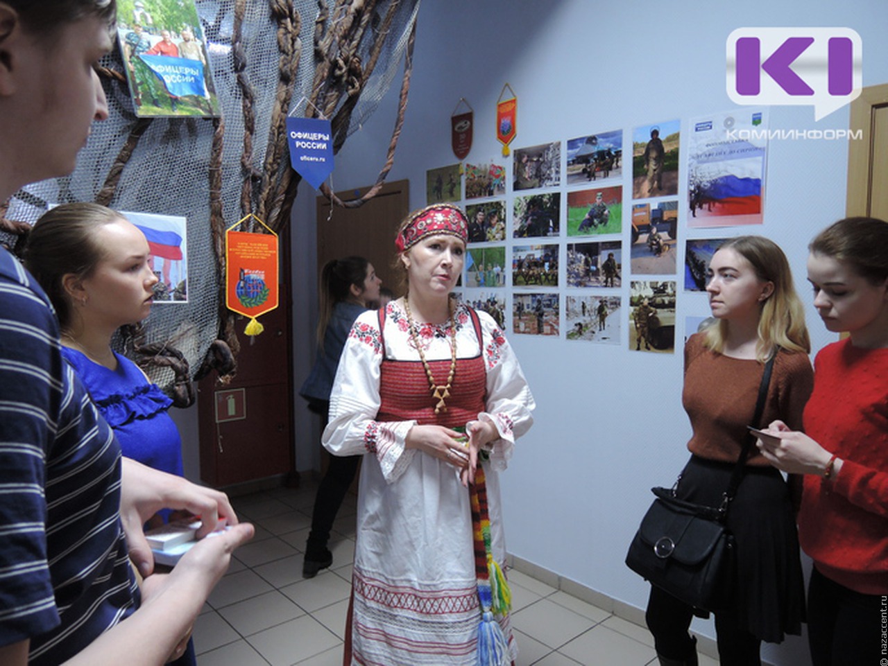 Студенты сыктывкарской Школы межэтнической журналистики увидели "начинку" Дома дружбы народов