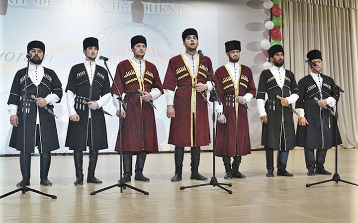 На конкурсе ко Дню чеченского языка спели старинный илли