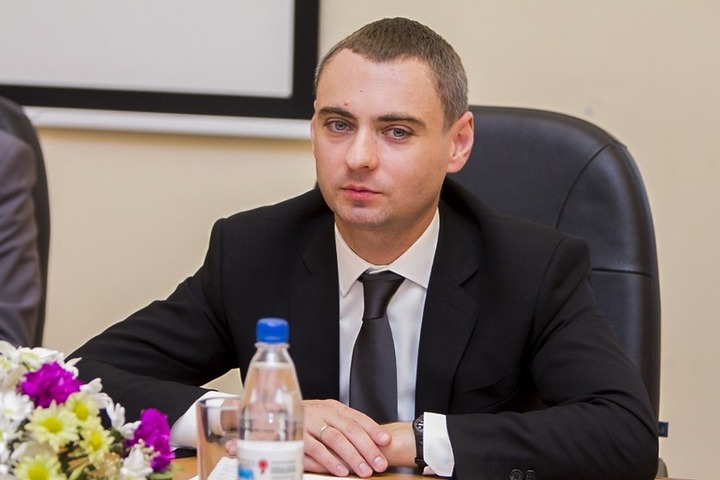 Начальником управления президента по вопросам госслужбы и кадров назначен Максим Травников