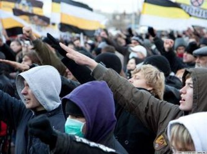 Устроивших шествие националистов отпустили без протоколов