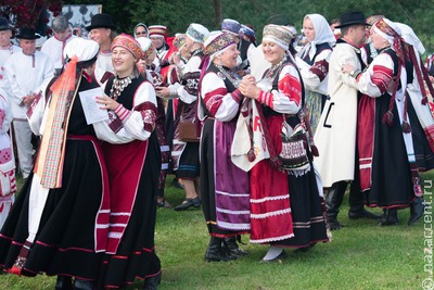 Фестиваль народа сето отметили в Псковской области концертом и дегустацией национальных блюд