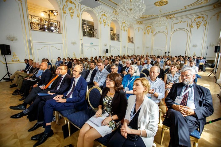 Российские немцы приняли участие в конгрессе европейских национальных меньшинств