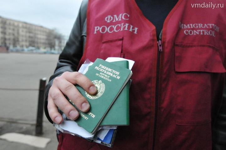 Капков: ФМС надо заниматься не показухой, а созданием рабочих мест для россиян