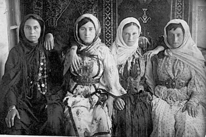 Старинные кайтагские костюмы воссоздадут в Дагестане