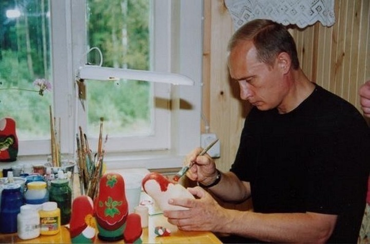 Путин поручил правительству продвигать народные промыслы и ремесла
