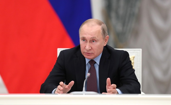 Путин согласился с созданием базы данных для въезжающих в РФ мигрантов