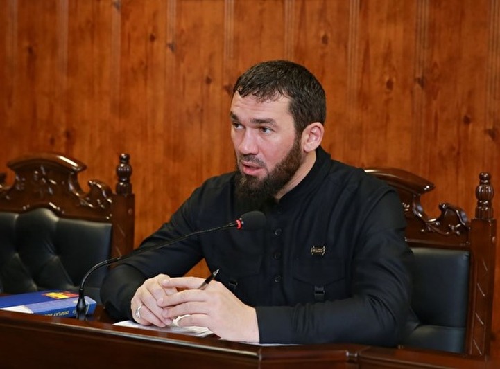 В Чечне заявления о кровной мести объяснили неверным переводом с чеченского языка