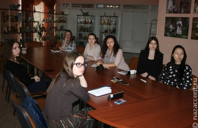 Учащихся Школы межэтнической журналистики в Сыктывкаре заинтересовали финно-угорской тематикой