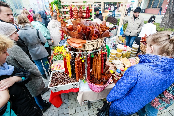 Пеламуши и шкмерули попробовали гости "Тбилисобы" в Москве