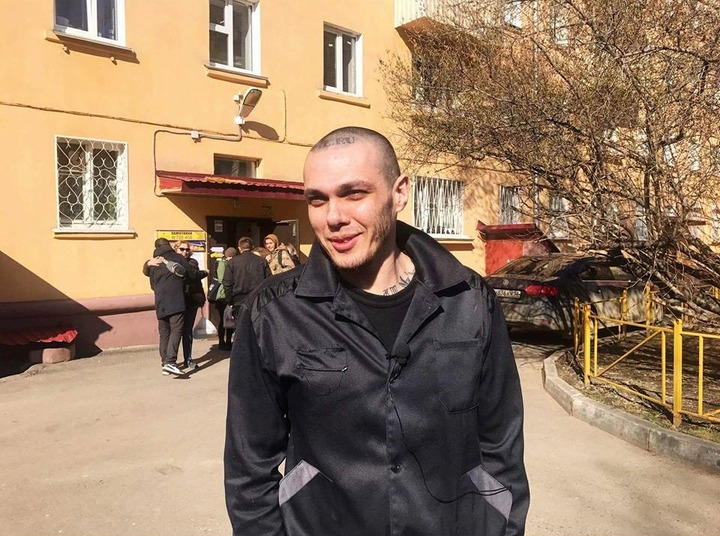 Антифашист Алексей Сутуга вышел из колонии