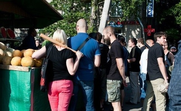 Националистов, участвовавших в "зачистках" петербургских рынков, задержала полиция