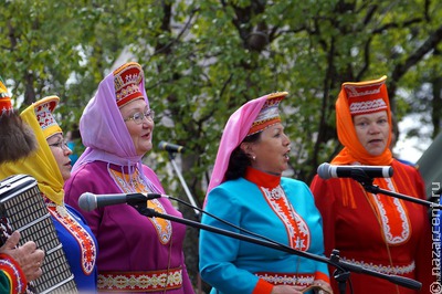 День саамов отметили в Мурманской области телемостом и выставками