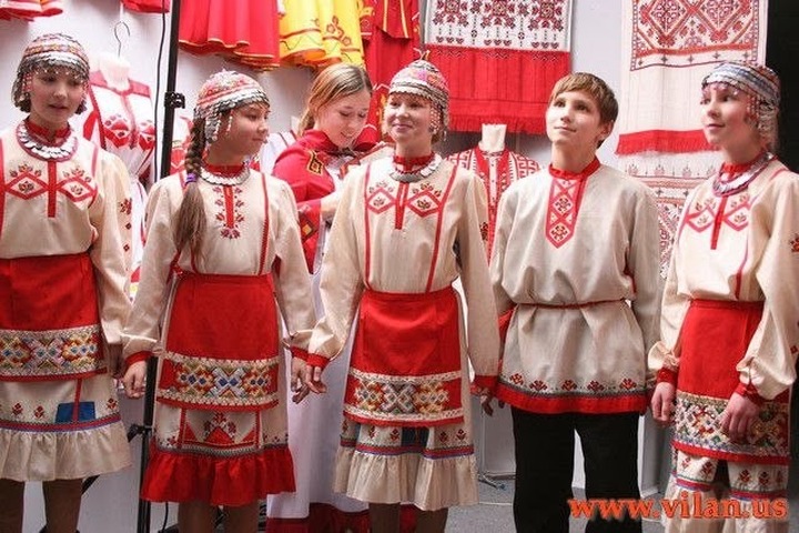 В Ульяновске устроили праздник чувашского костюма