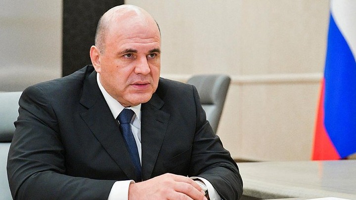 Михаил Мишустин поздравил граждан с Днем России