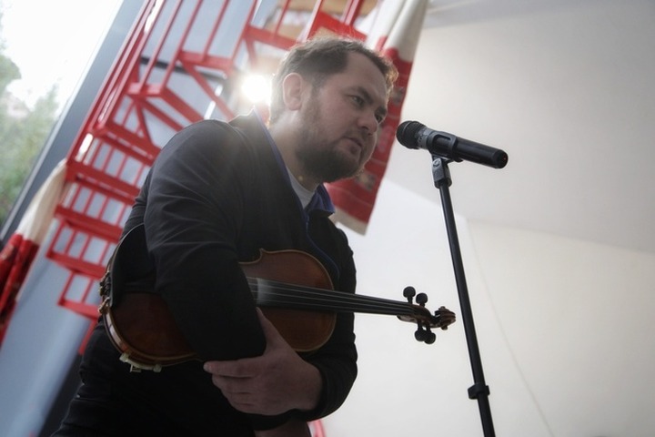 Уфимский скрипач завершил посвященную башкирскому фольклору голодовку