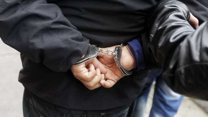 Чиновников миграционной службы задержали в Подмосковье за подделку документов для мигрантов
