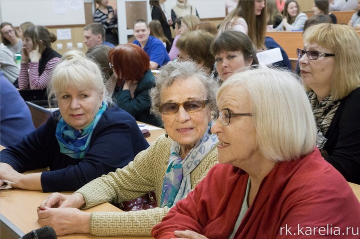 В 8 населенных пунктах Карелии написали "тотальный диктант" на карельском языке