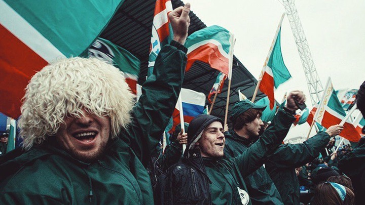 В ГД предложили ужесточить наказание за надругательство над флагами субъектов РФ