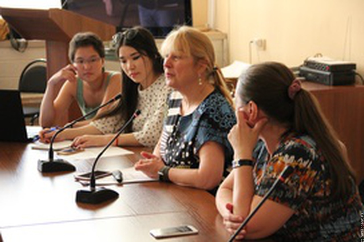 В Москве студенты обсудили этножурналистику в условиях "цифры"