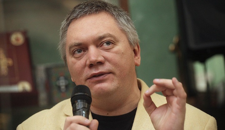 Писатель Садулаев обвинил музыканта Кинчева в национализме из-за "Неба славян"
